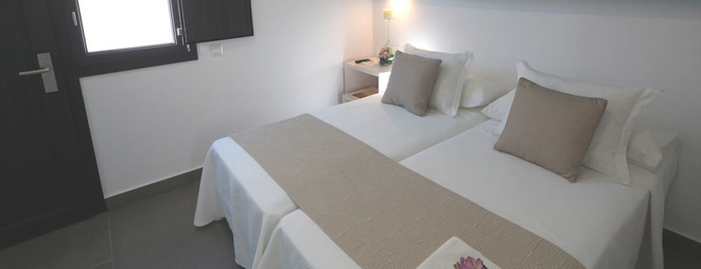 La Pasajera Hostal Boutique Коніль-де-ла-Фронтера Екстер'єр фото