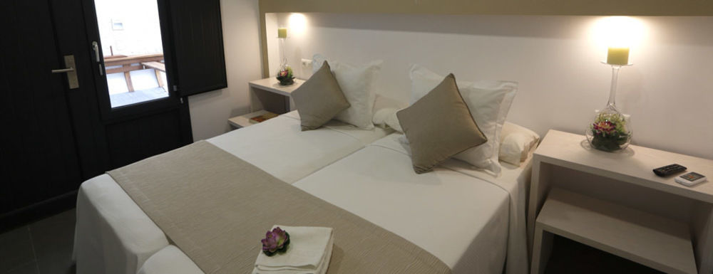La Pasajera Hostal Boutique Коніль-де-ла-Фронтера Екстер'єр фото