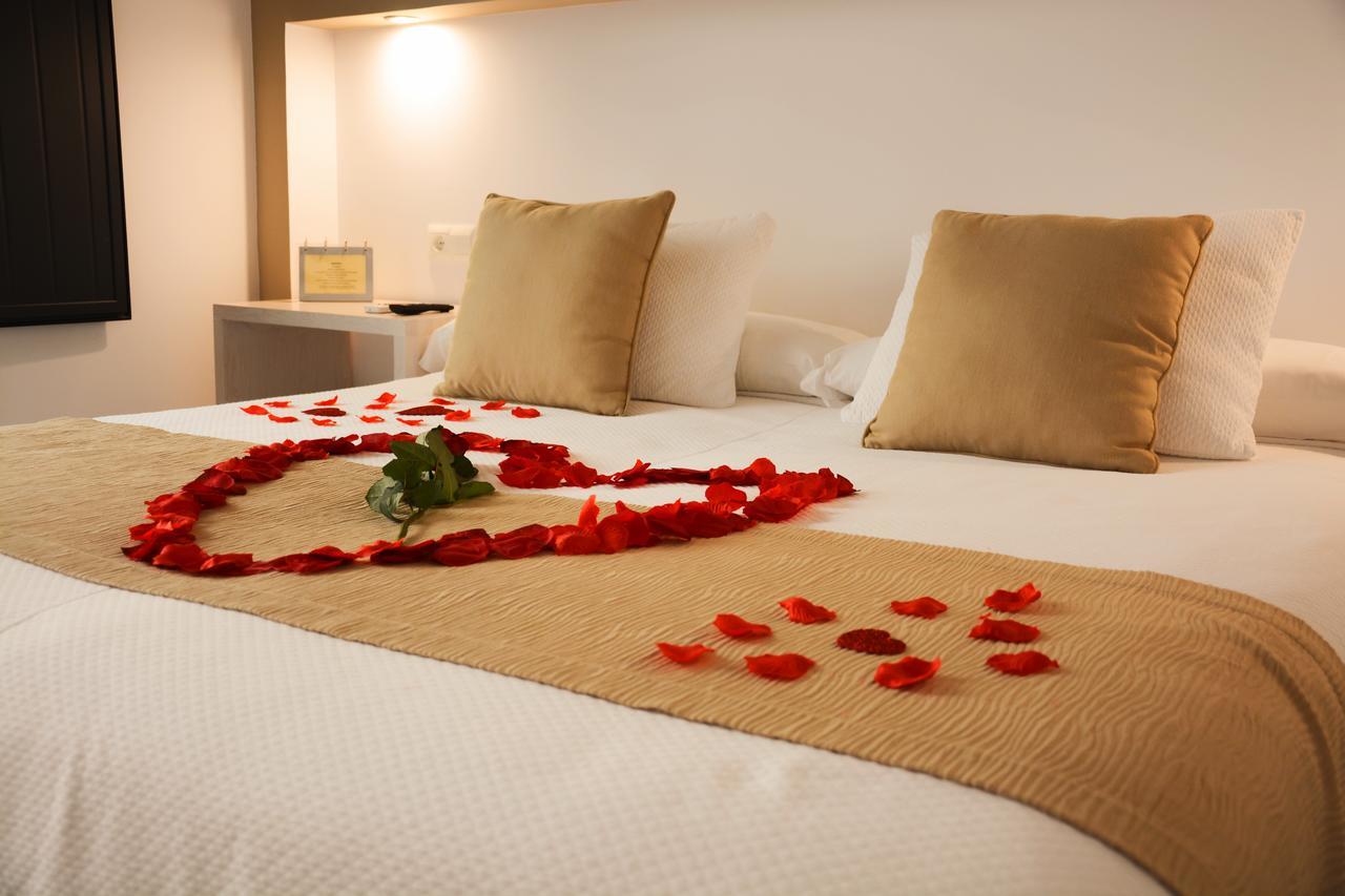 La Pasajera Hostal Boutique Коніль-де-ла-Фронтера Екстер'єр фото